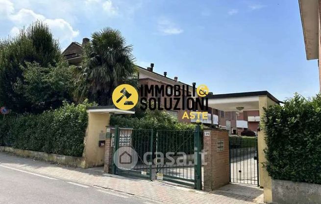 Appartamento in residenziale in Via Sicilia 33