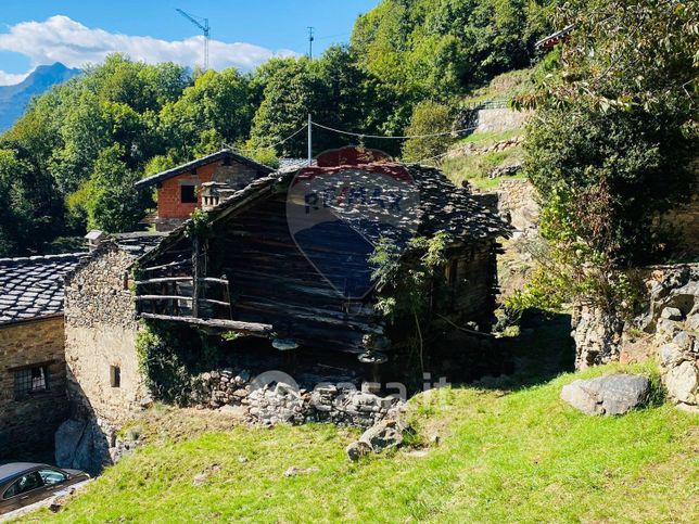 Baita/bungalow/chalet/trullo in residenziale in SR44