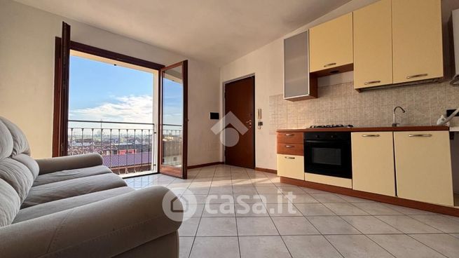 Appartamento in residenziale in Via Inello 8