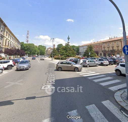 Garage/posto auto in residenziale in Via Pietro Micca 12