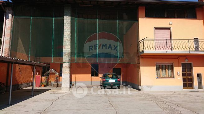 Rustico/casale in residenziale in Via degli Umiliati 7