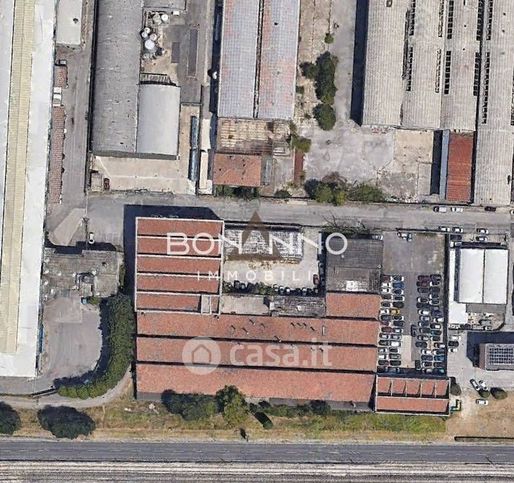 Capannone in commerciale in Via Silvio Pellico 5