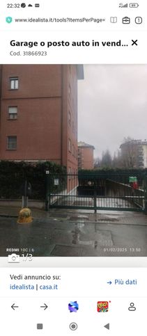 Box/posto auto in residenziale in Via G. Carducci 4