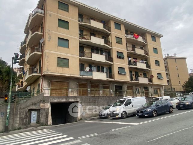 Appartamento in residenziale in Via Ugo Polonio 30