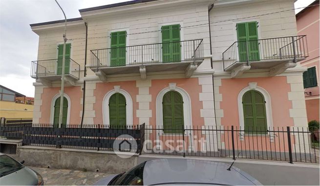 Appartamento in residenziale in Via Cesare Battisti 41