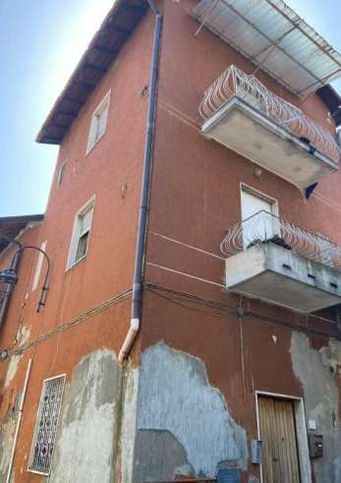 Appartamento in residenziale in Via Fara 26