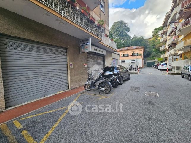 Capannone in commerciale in Via Privata Tassara