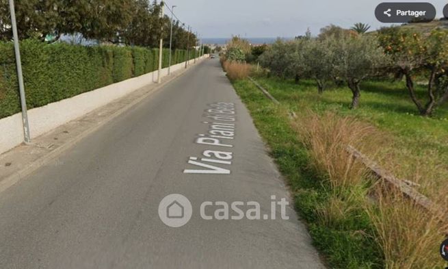 Appartamento in residenziale in Via Piani di Bella