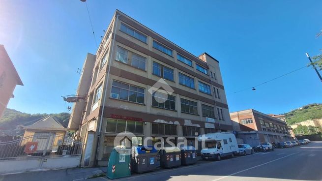 Capannone in commerciale in Via Paolo Anfossi 28