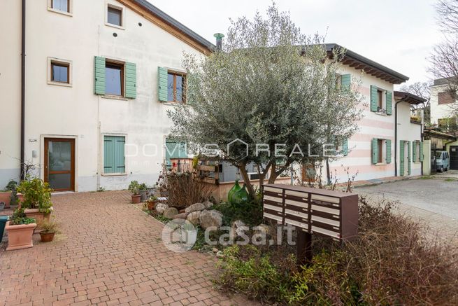 Appartamento in residenziale in Vicolo Custoza 21