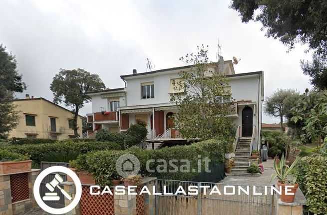 Appartamento in residenziale in Via Selvastrelle