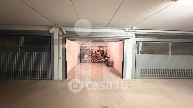 Box/posto auto in residenziale in 