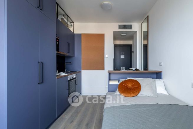 Appartamento in residenziale in Via Sebastiano Serlio 28 -26