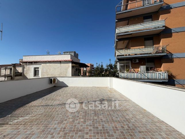 Appartamento in residenziale in Via Ombrone 37