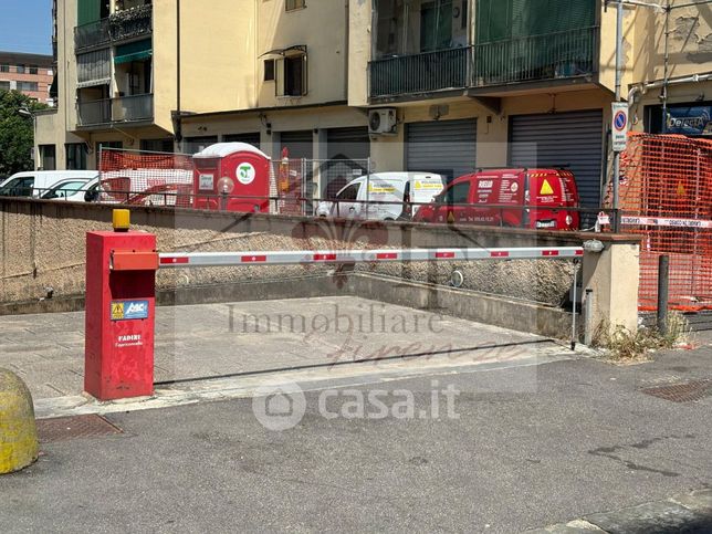 Garage/posto auto in residenziale in Via Alberto Franchetti