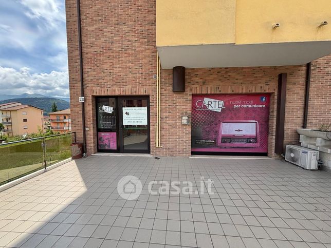 Ufficio in commerciale in Via Giovanni Pascoli 30