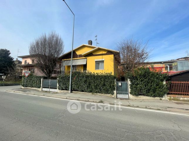 Villa in residenziale in Strada di Chiozzola in Bogolese 15