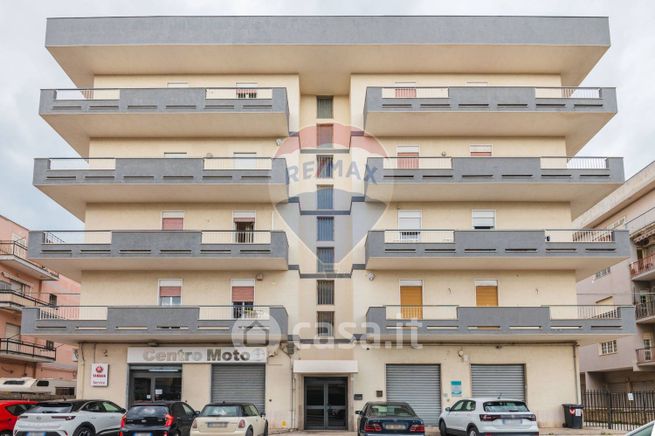 Appartamento in residenziale in Via Lentini 63