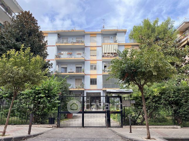 Appartamento in residenziale in Via Cavalli di Bronzo 48