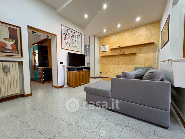 Appartamento in residenziale in Via Alessandro Franchi 19