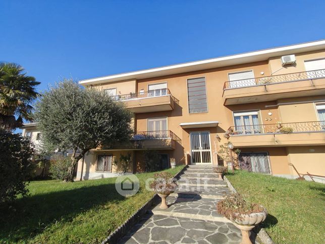 Appartamento in residenziale in Via Ada Negri 15