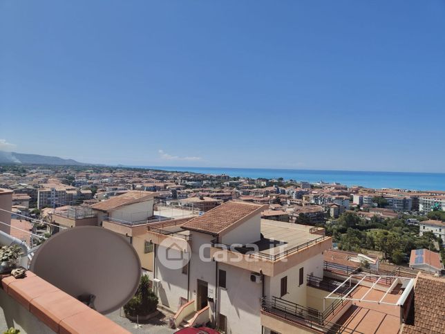 Appartamento in residenziale in Via Giuseppe Pezzotti