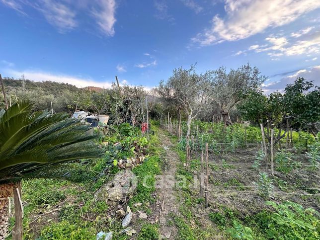 Casa indipendente in residenziale in Vico I San Elia