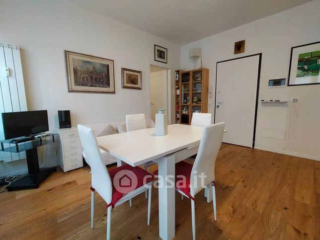 Appartamento in residenziale in Via Giuseppe la Farina