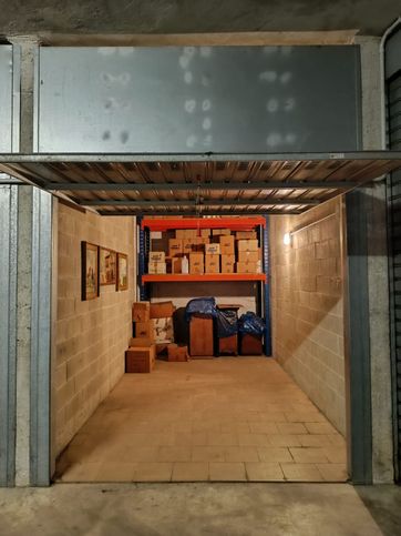 Garage/posto auto in residenziale in Viale Cappuccini 30