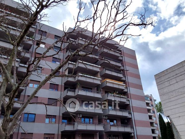 Appartamento in residenziale in Via Adriano Fiori 16