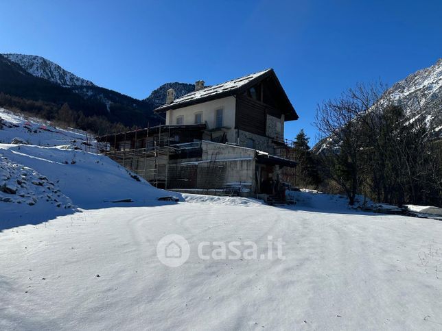 Villa in residenziale in Via Giovanni Alliaud