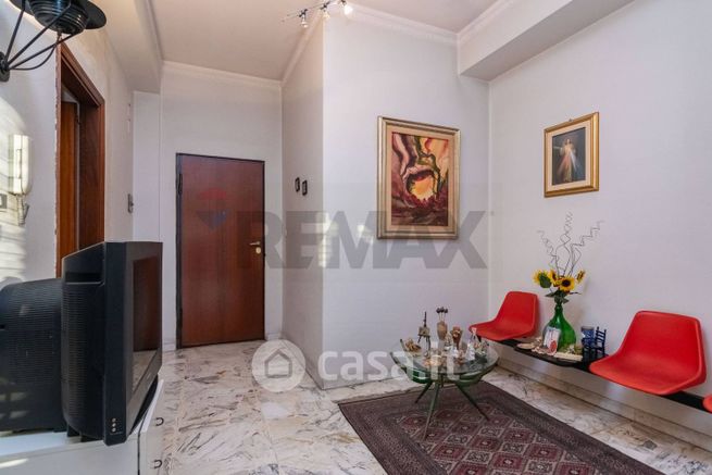 Appartamento in residenziale in Via I Retta di Levante 204