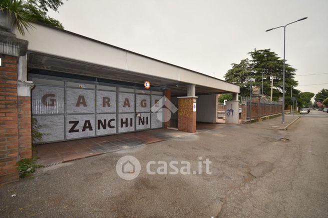 Garage/posto auto in residenziale in Via Orlando Zanchini