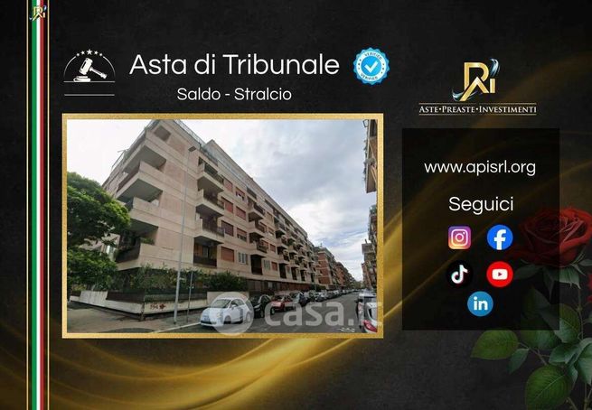 Appartamento in residenziale in Viale dei Promontori 40