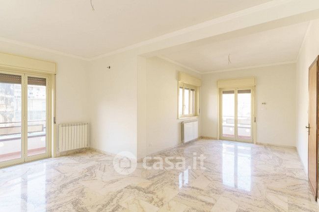 Appartamento in residenziale in Via Vecchia Ognina