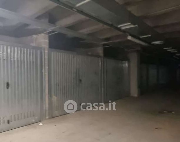 Box/posto auto in residenziale in Via Maschere Bergamsche