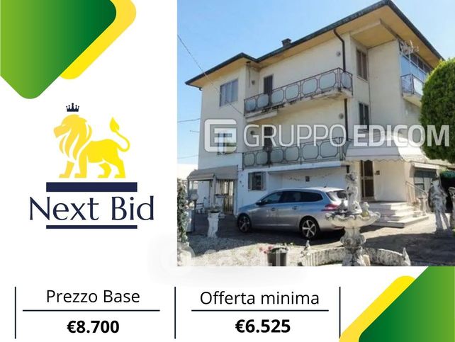 Appartamento in residenziale in Via Bottenigo 52