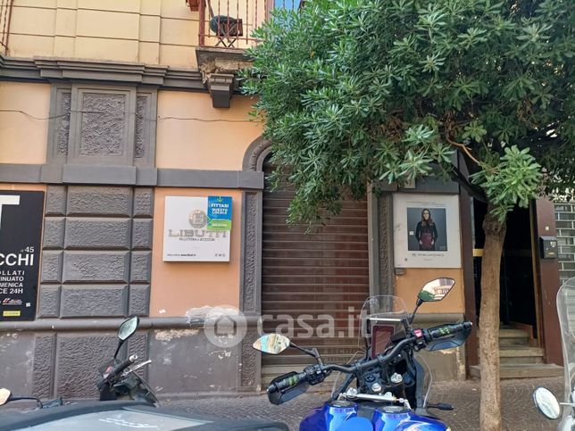 Negozio/locale commerciale in commerciale in Via diaz