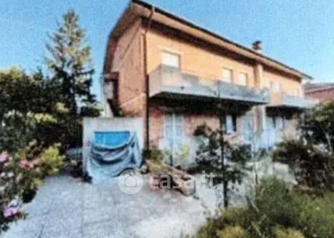 Appartamento in residenziale in Strada Provinciale Feltresca