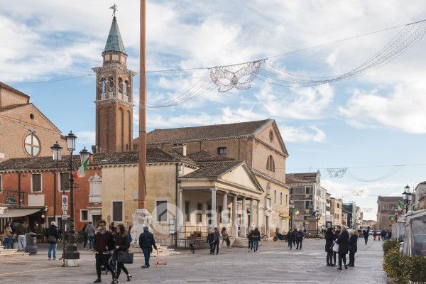 Box/posto auto in residenziale in Rione San Giacomo