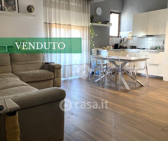 Appartamento in residenziale in Via Pontirolo 32