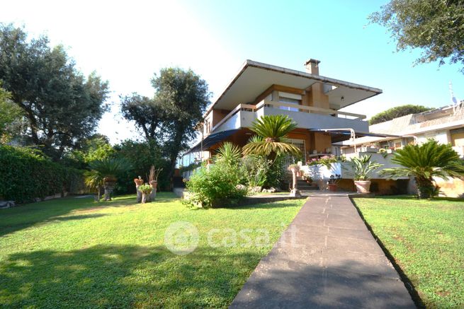 Villa in residenziale in Via Giulianova