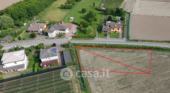 Terreno edificabile in residenziale in Via Ocara