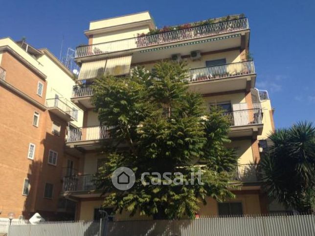 Appartamento in residenziale in Via Giovanni Tamassia