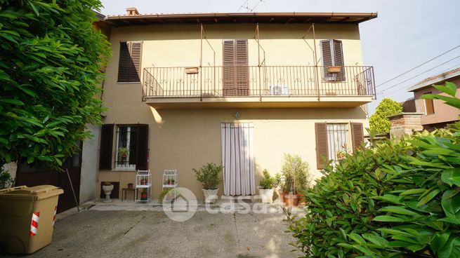 Casa indipendente in residenziale in Via Palestro