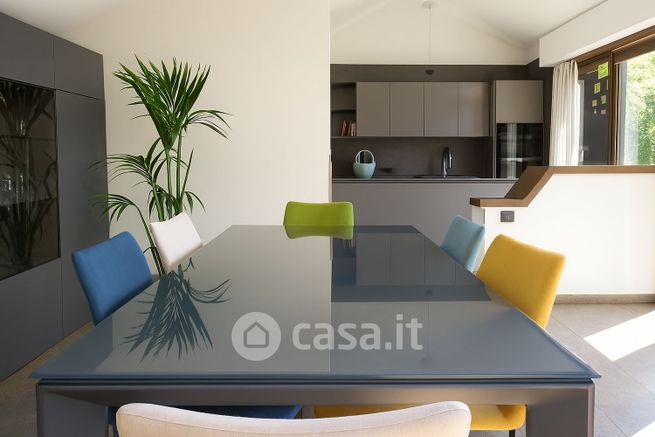 Appartamento in residenziale in Viale Elvezia