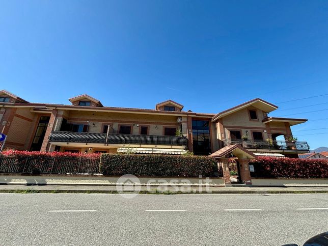 Appartamento in residenziale in Via Luigi Firpo 15