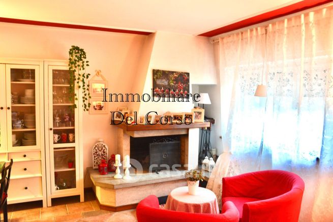 Casa bi/trifamiliare in residenziale in Via della Formica