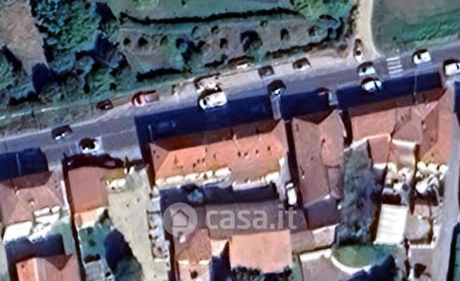 Casa indipendente in residenziale in Frazione Revignano