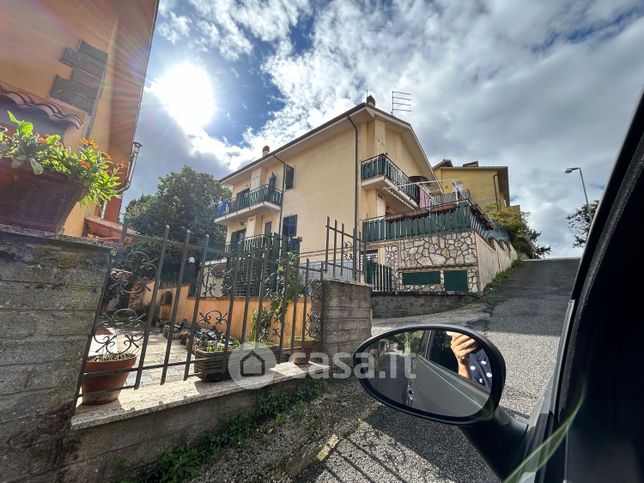 Appartamento in residenziale in Via del Sassone